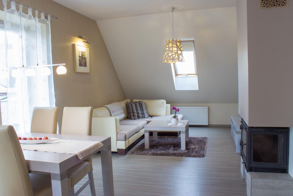 Modern Apartment Oswiecim Room photo